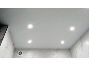 Монтаж потолка в ванной 4 м2 с использованием пленки VIPCEILING серии MONLANGE M9001 (2.15)