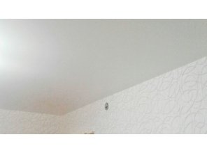 Бесшовный матовый натяжной потолок для зала 20,1 м2