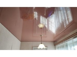 Монтаж потолка на кухне 6 м2 с использованием пленки VIPCEILING серии MONLANGE L7063 (3.50)