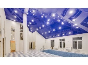 Трехмерный глянцевый натяжной потолок в бассейне 113,4 м2