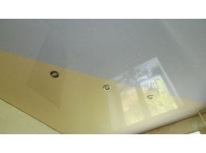 Комбинированный натяжной потолок в детскую 8,5 м2