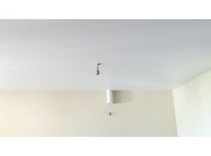 Сатиновый натяжной потолок в квартиру 30,9 м2