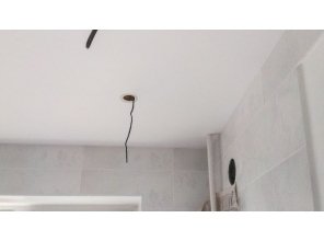 Бесшовный матовый натяжной потолок на кухню 5,1 м2