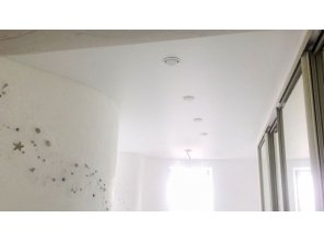 Бесшовный матовый натяжной потолок в квартиру 29,2 м2