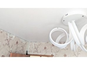 Монтаж потолка на кухне 6 м2 с использованием пленки VIPCEILING серии MONLANGE M9001 (2.60)
