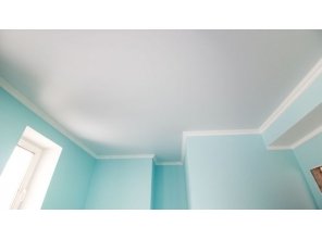 Бесшовный матовый натяжной потолок в квартиру 16,4 м2