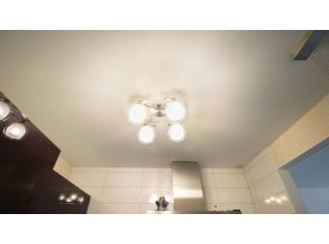 Бесшовный матовый натяжной потолок на кухню 6,2 м2