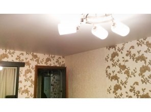 Бесшовный сатиновый натяжной потолок в детскую 15,2 м2