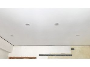 Монтаж потолка на кухне 6 м2 с использованием пленки VIPCEILING серии MONLANGE M9001 (2.60)