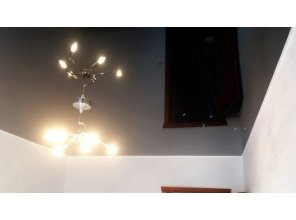 Монтаж потолка в спальне 12 м2 с использованием пленки VIPCEILING серии MONLANGE L9003 (3.50)