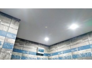 Монтаж потолка в прихожей 9 м2 с использованием пленки VIPCEILING серии MONLANGE M9001 (2.60)