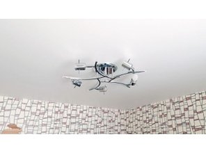 Монтаж потолка на кухне 8 м2 с использованием пленки VIPCEILING серии MONLANGE M9001 (3.25)