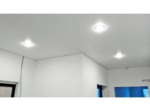 Монтаж потолка в прихожей 8 м2 с использованием пленки VIPCEILING серии MONLANGE S9020 (2.60)