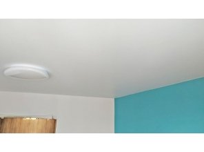 Монтаж потолка для зала 18 м2 с использованием пленки VIPCEILING серии MONLANGE M9001 (4.35)