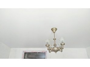 Монтаж потолка на кухне 8 м2 с использованием пленки VIPCEILING серии MONLANGE M9001 (3.25)