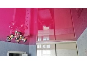 Монтаж потолка в спальне 10 м2 с использованием пленки VIPCEILING серии MONLANGE L9150 (3.50)