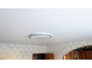 Монтаж потолка в гостиной 15 м2 с использованием пленки VIPCEILING серии MONLANGE M9001 (4.00)