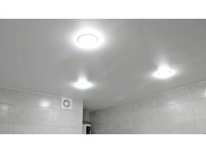 Монтаж потолка в ванной 5 м2 с использованием пленки VIPCEILING серии MONLANGE M9001 (2.15)