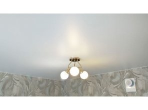 Монтаж потолка на кухне 9 м2 с использованием пленки VIPCEILING серии MONLANGE S9020 (3.25)