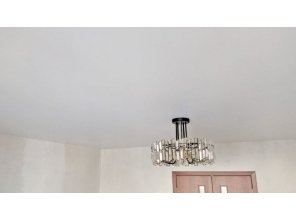 Монтаж потолка для зала 18 м2 с использованием пленки VIPCEILING серии MONLANGE M9001 (4.35)