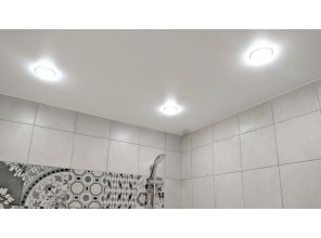 Монтаж потолка в ванной 4 м2 с использованием пленки VIPCEILING серии MONLANGE M9001 (2.15)