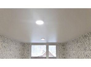 Монтаж потолка в спальне 16 м2 с использованием пленки VIPCEILING серии MONLANGE M9001 (3.25)