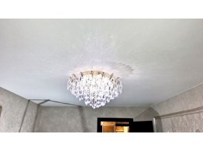 Монтаж потолка в гостиной 17 м2 с использованием пленки VIPCEILING серии MONLANGE M9001 (3.25)