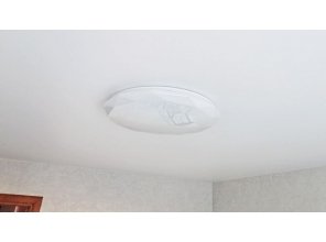 Монтаж потолка в спальне 11 м2 с использованием пленки VIPCEILING серии MONLANGE S9020 (3.25)