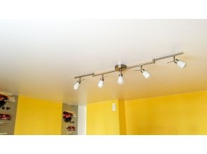 Монтаж потолка в детской 19 м2 с использованием пленки VIPCEILING серии MONLANGE S9020 (4.35)