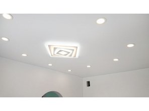 Монтаж потолка на кухне 9 м2 с использованием пленки VIPCEILING серии MONLANGE M9001 (3.25)