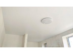 Монтаж потолка в спальне 14 м2 с использованием пленки VIPCEILING серии MONLANGE M9001 (3.25)