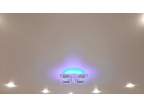 Монтаж потолка для зала 19 м2 с использованием пленки VIPCEILING серии MONLANGE M9001 (4.90)