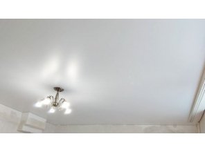 Монтаж потолка для зала 19 м2 с использованием пленки VIPCEILING серии MONLANGE S9020 (4.00)