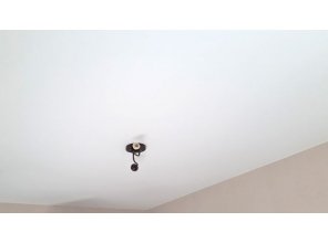 Монтаж потолка в спальне 10 м2 с использованием пленки VIPCEILING серии MONLANGE S9020 (2.60)