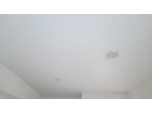 Монтаж потолка на кухне 9 м2 с использованием пленки VIPCEILING серии MONLANGE S9020 (2.60)