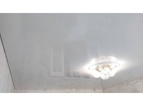 Монтаж потолка для зала 17 м2 с использованием пленки VIPCEILING серии MONLANGE L9001 (3.50)