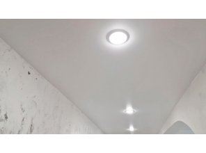 Монтаж потолка в коридоре 7 м2 с использованием пленки VIPCEILING серии MONLANGE S9020 (2.60)