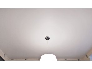 Монтаж потолка на кухне 8 м2 с использованием пленки VIPCEILING серии MONLANGE M9001 (3.25)