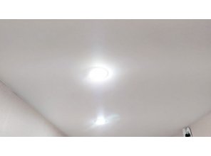 Монтаж потолка в коридоре 5 м2 с использованием пленки VIPCEILING серии MONLANGE M9001 (2.15)